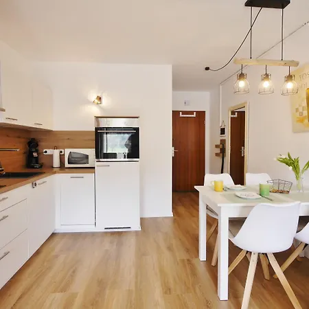 Appartamento Happynest*** Mit Hallenbad